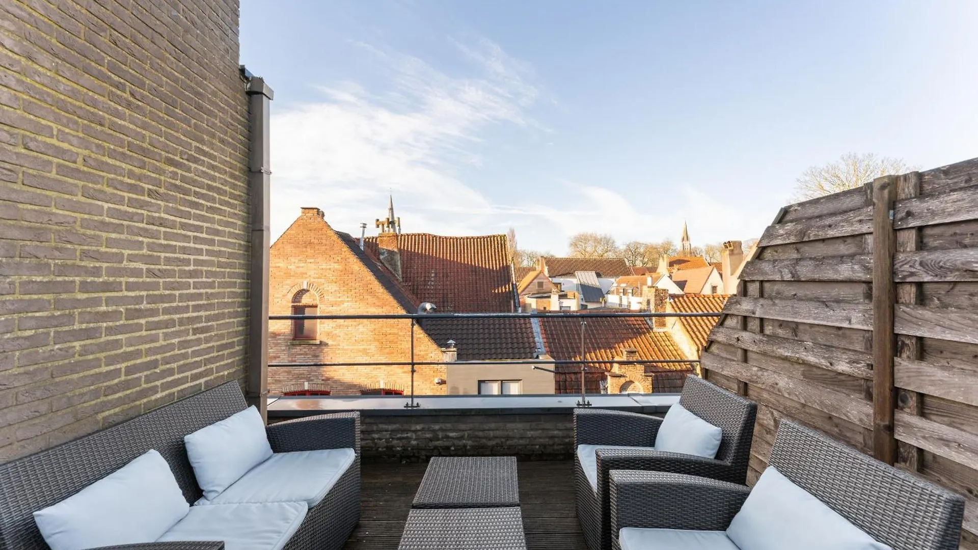 Apartament Duplex In Hartje Brugge Met Ruim Zonneterras 2P  Brugia